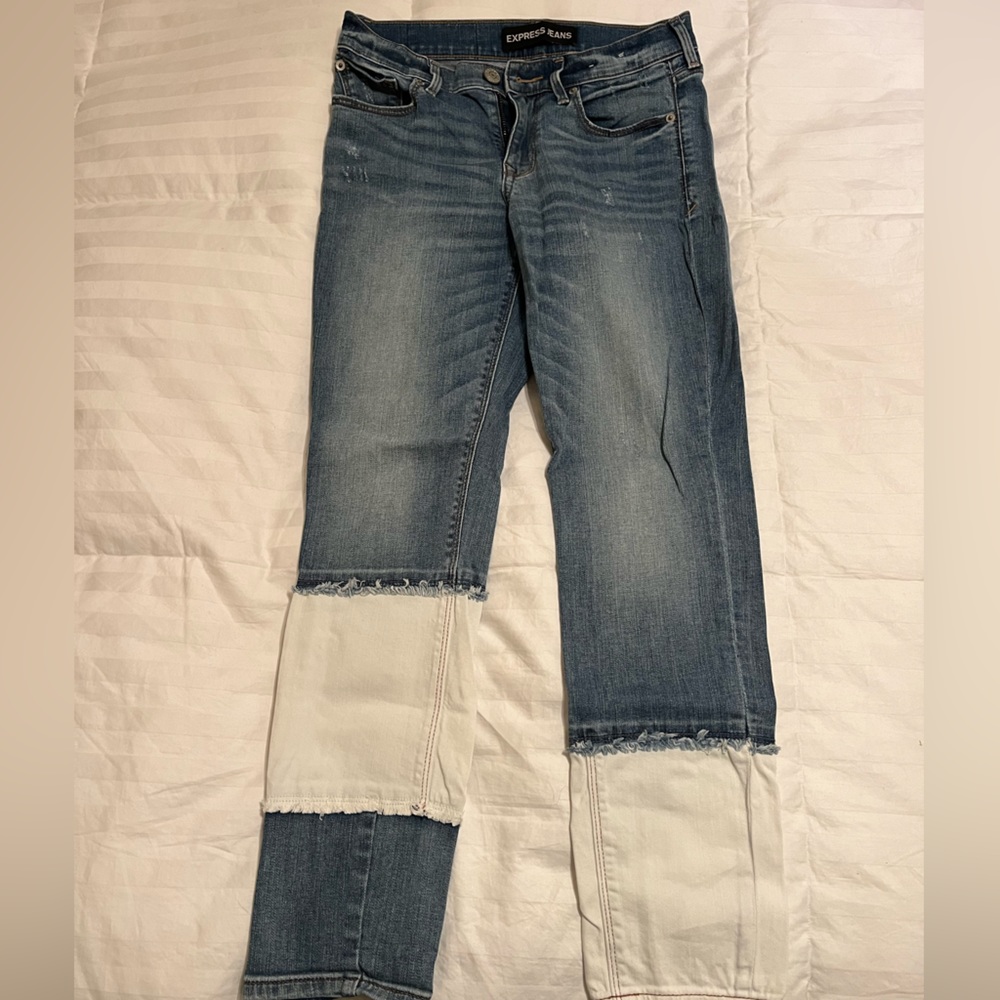 Express Mid Rise Jeans